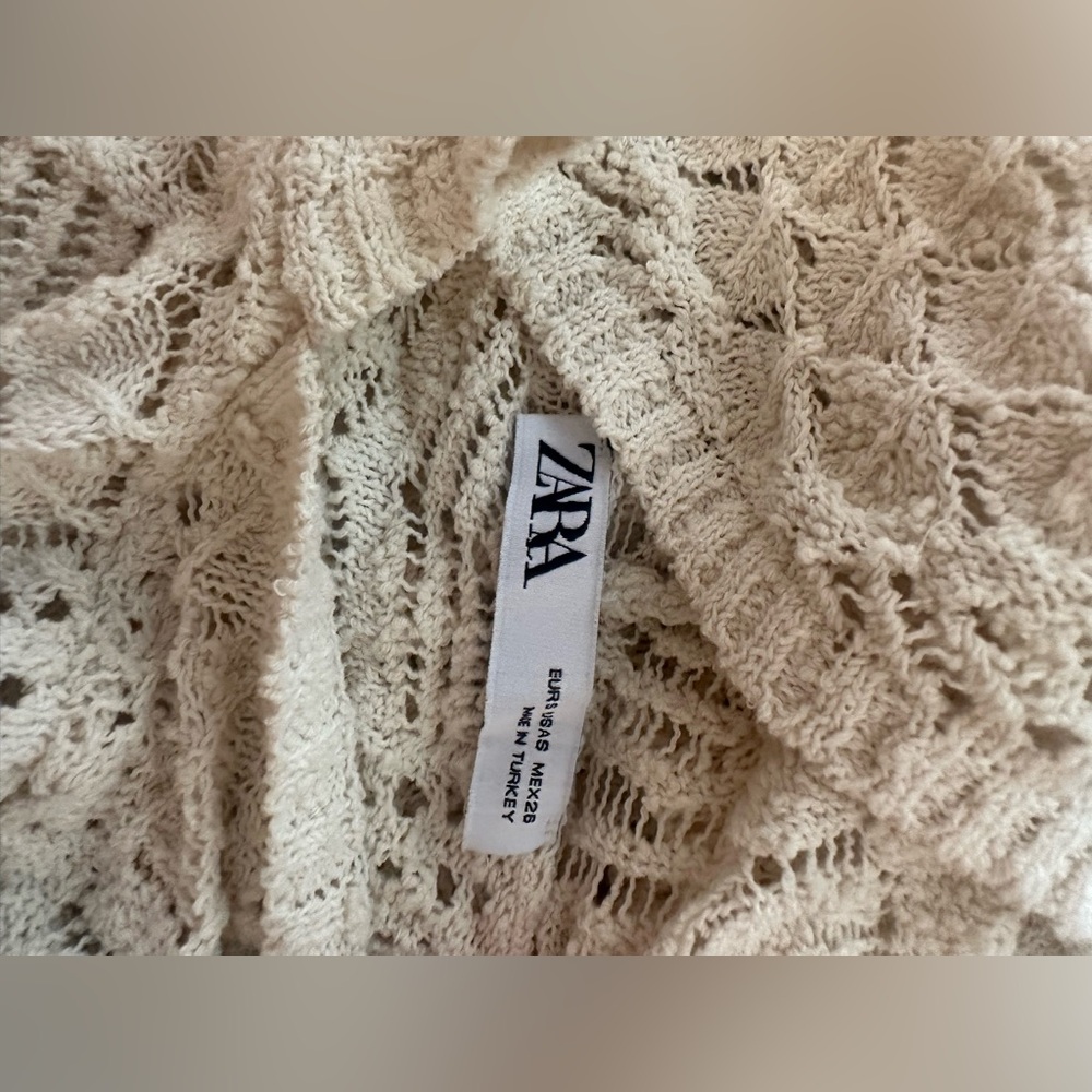 Knit sweater/hoodie - Picture 8 of 9